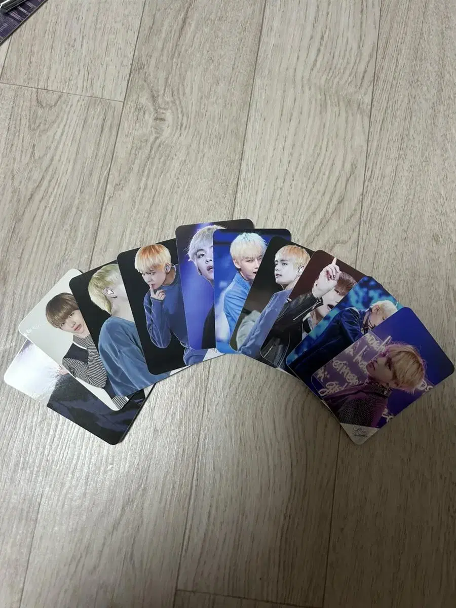 V Photocards SET (10 cards)